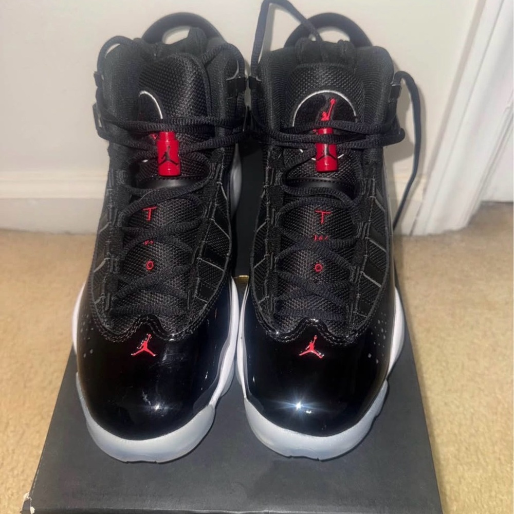 Kids Jordan 6 rings - Picture 2 of 3